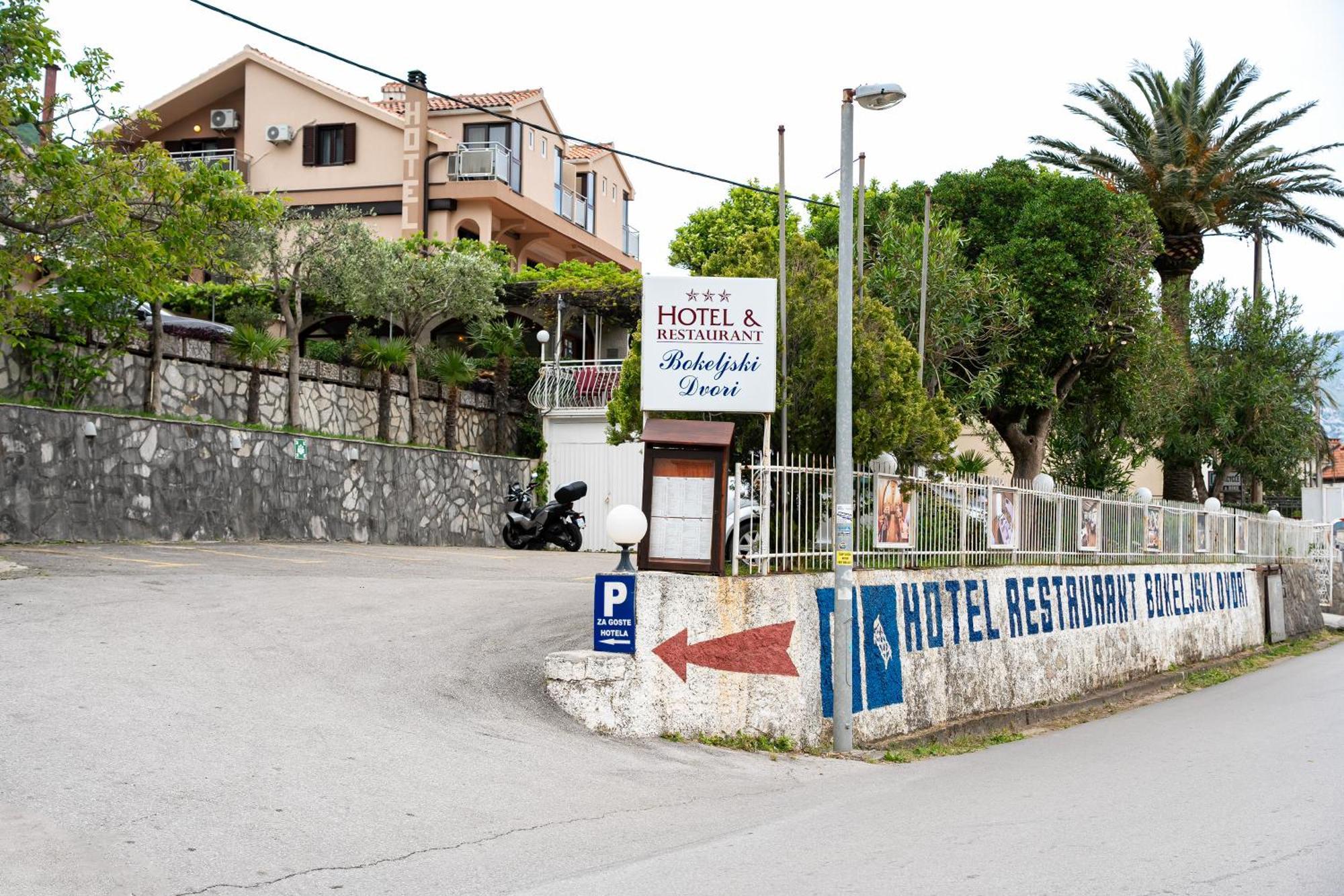 Hotel Bokeljski Dvori Kotor Exterior foto